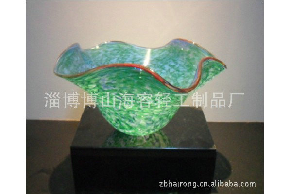 吹制玻璃藝術(shù)品